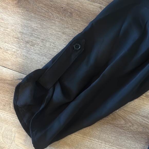 Blouse - Picture 2 of 5